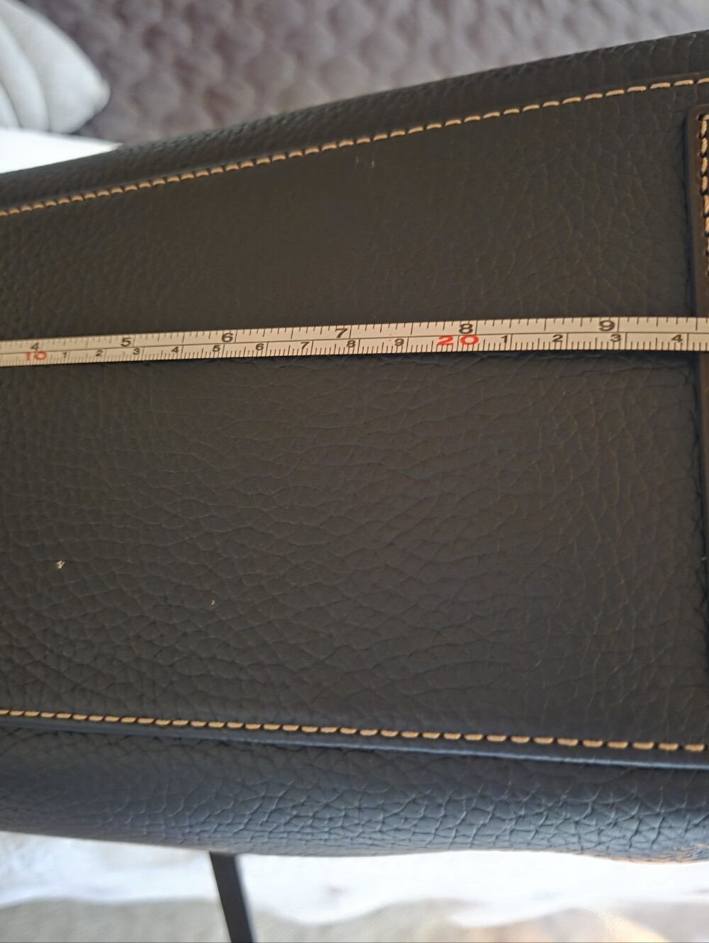 Dooney & Burke lg purse - Picture 8 of 9